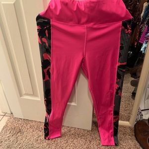 EUC Lularoe Brave workout pants size large